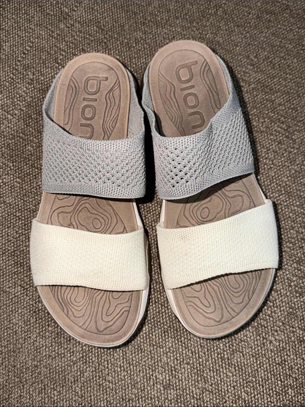 Bionico slip on slip resistant sandals size 8.5-9